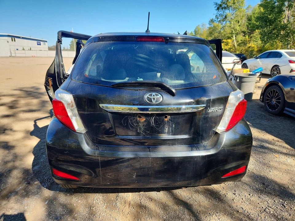 Продажа на аукционе авто 2012 Toyota Yaris, vin: JTDKTUD31CD529885, номер лота: 69499026