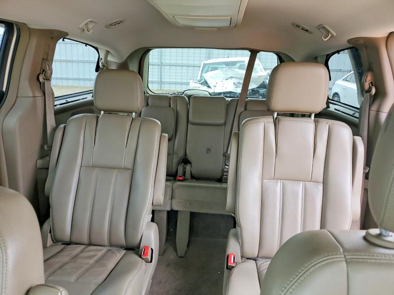 69531966 :رقم المزاد ، 2C4RC1CG4DR677206 vin ، 2013 Chrysler Town & Country مزاد بيع