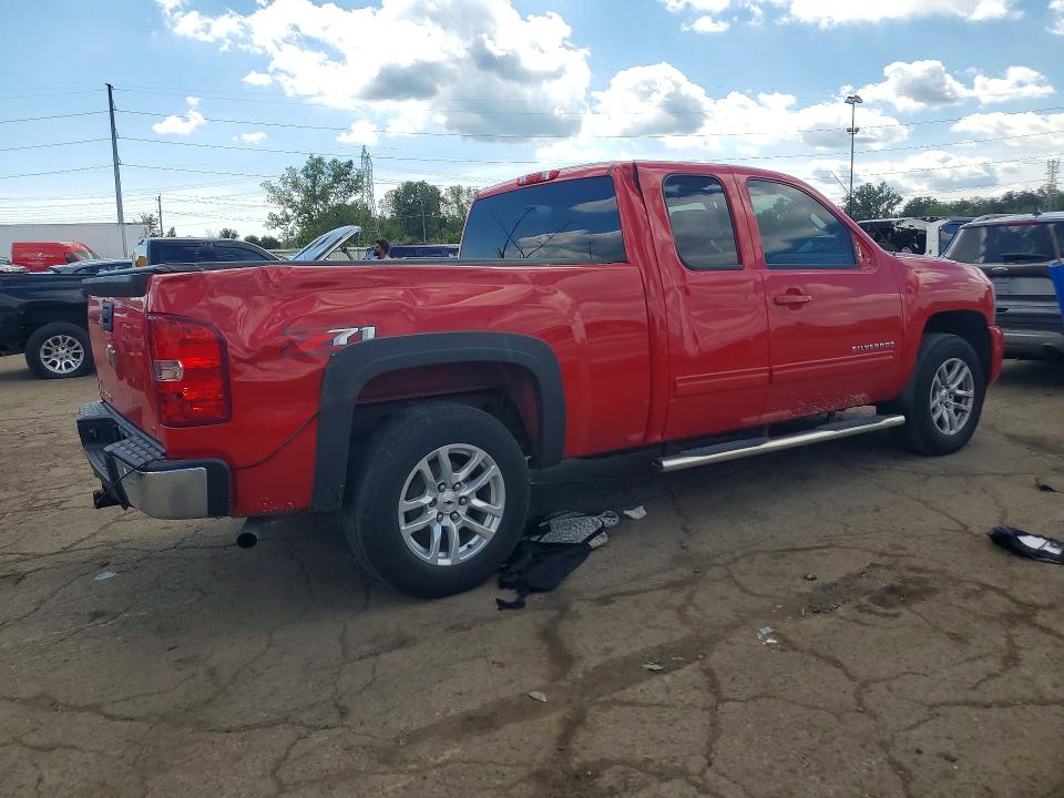 68597806 :رقم المزاد ، 1GCRKSE31BZ376155 vin ، 2011 Chevrolet Silverado مزاد بيع