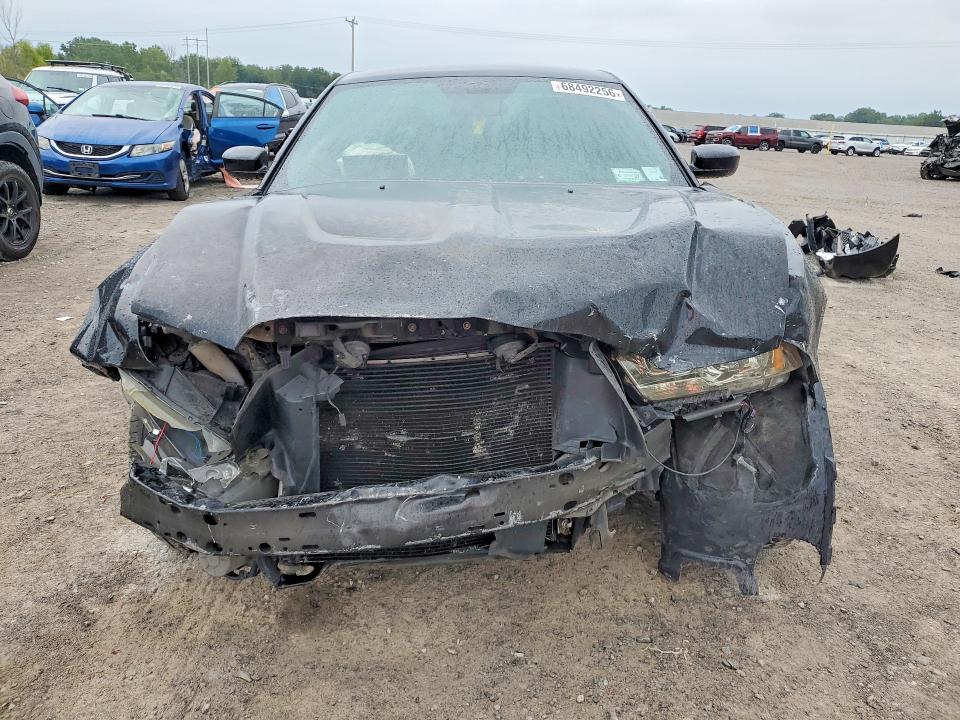 68492256 :رقم المزاد ، 2C3CDXBG8EH174930 vin ، 2014 Dodge Charger مزاد بيع
