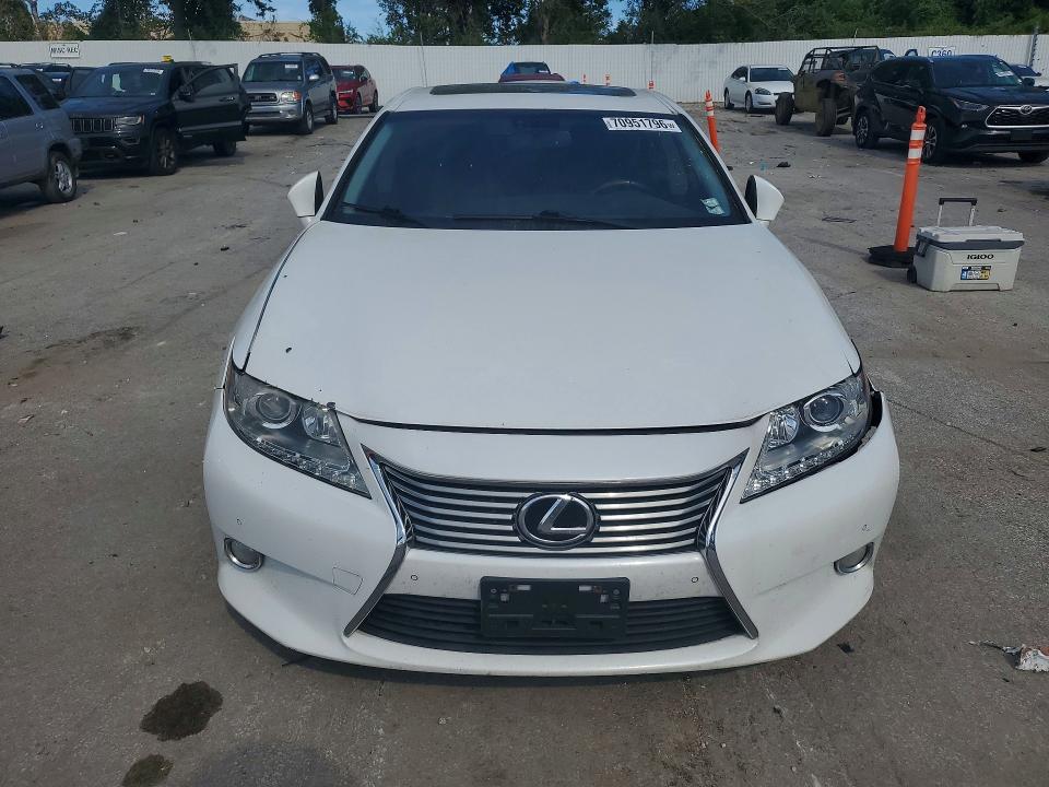 Продажа на аукционе авто 2013 Lexus Es, vin: JTHBK1GG8D2004124, номер лота: 70951796