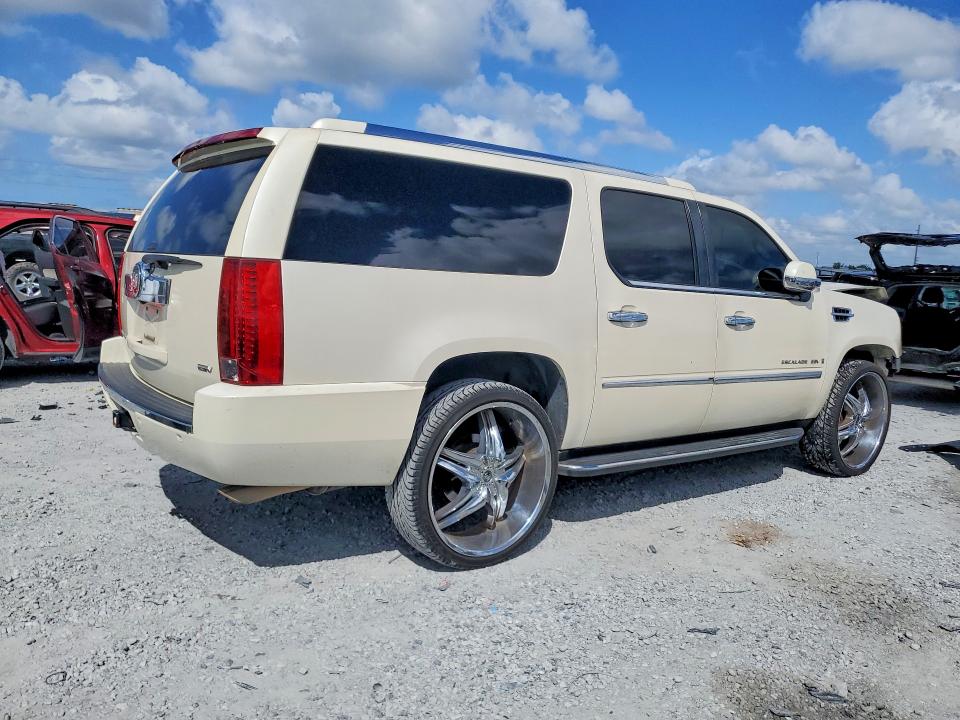 Продажа на аукционе авто 2007 Cadillac Escalade, vin: 1GYFK66827R311997, номер лота: 69323016