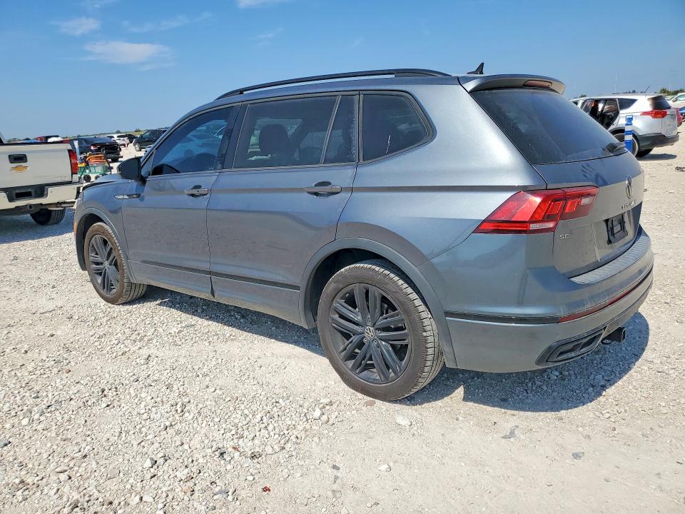 68447536 :رقم المزاد ، 3VVCB7AX0NM078358 vin ، 2022 Volkswagen Tiguan مزاد بيع