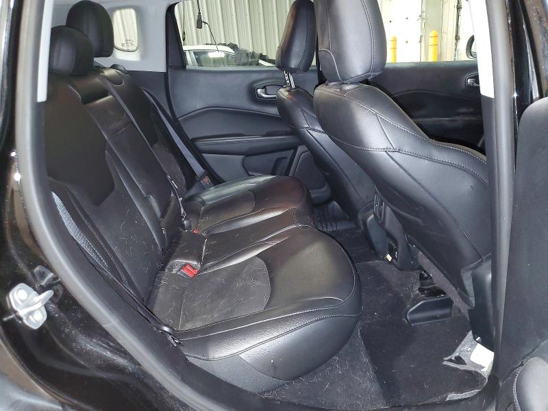 68216926 :رقم المزاد ، 3C4NJDBB1KT648560 vin ، 2019 Jeep Compass مزاد بيع