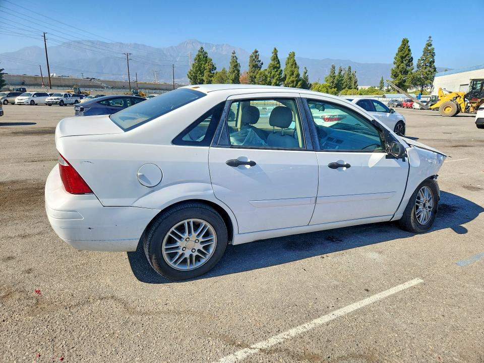 69746856 :رقم المزاد ، 1FAFP34N05W278629 vin ، 2005 Ford Focus مزاد بيع