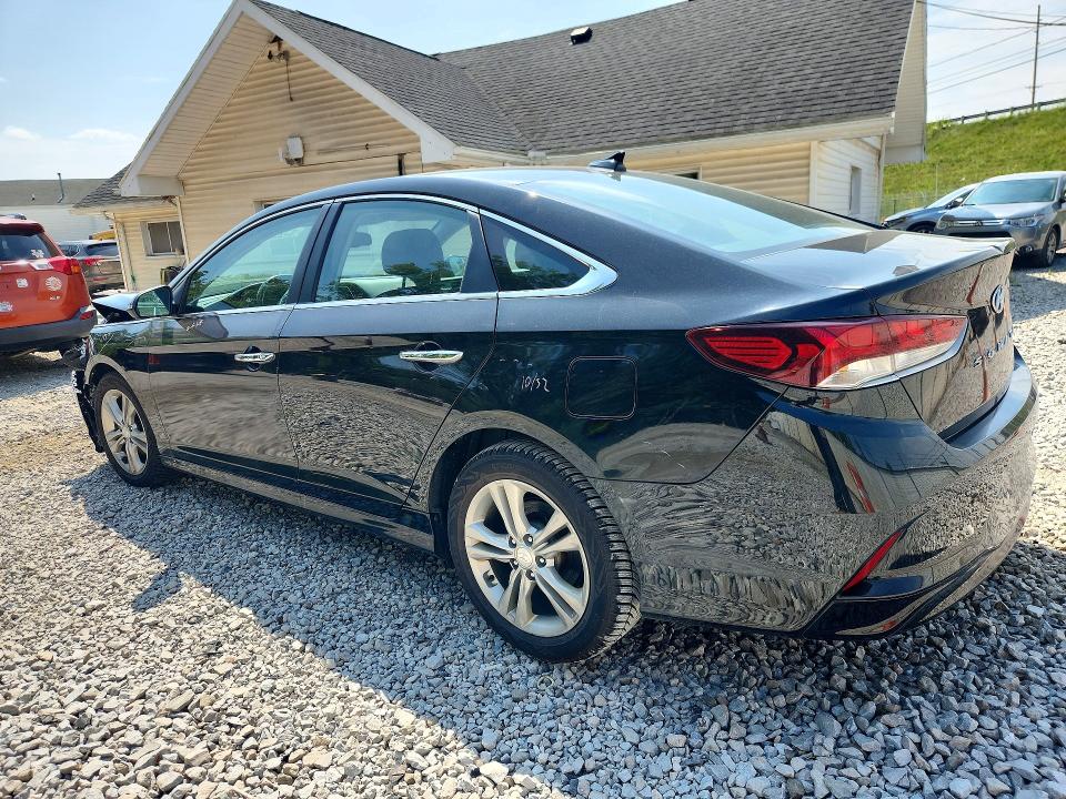 67250976 :رقم المزاد ، 5NPE34AF8JH603399 vin ، 2018 Hyundai Sonata مزاد بيع