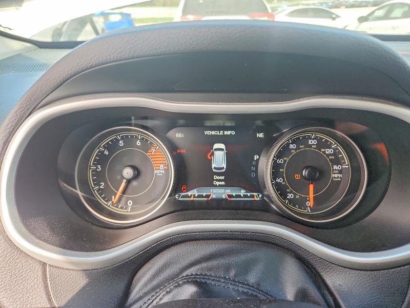 70053656 :رقم المزاد ، 1C4PJMBX1JD517069 vin ، 2018 Jeep Cherokee مزاد بيع