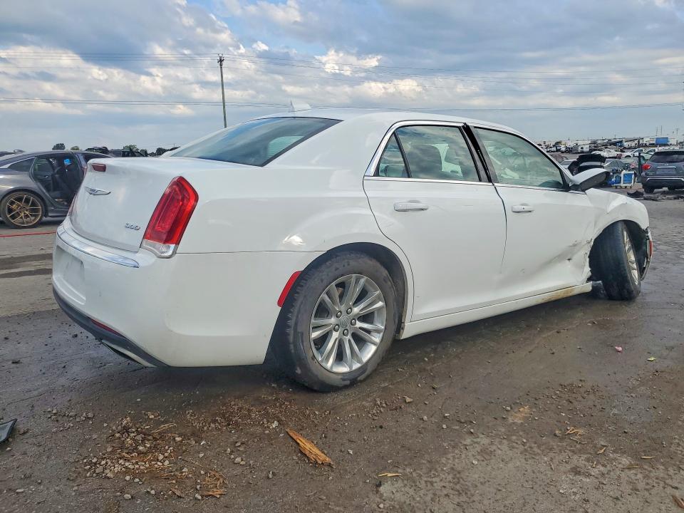 Продаж на аукціоні авто 2018 Chrysler 300, vin: 2C3CCAAG1JH275206, номер лоту: 68009206