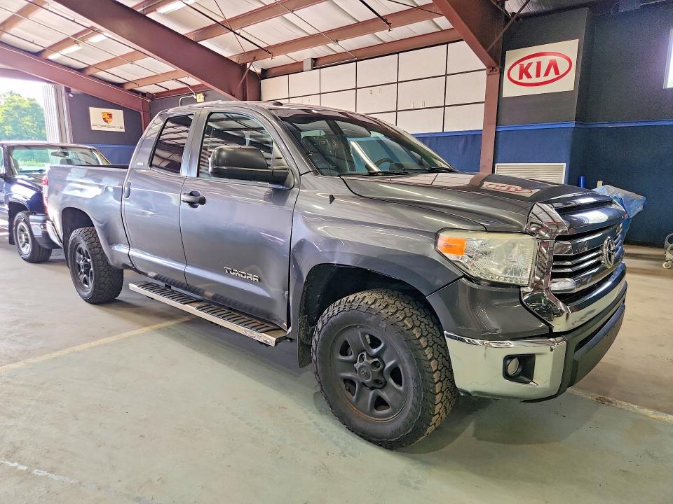 2017 Toyota Tundra მანქანა იყიდება აუქციონზე, vin: 5TFUM5F16HX070432, აუქციონის ნომერი: 69323296