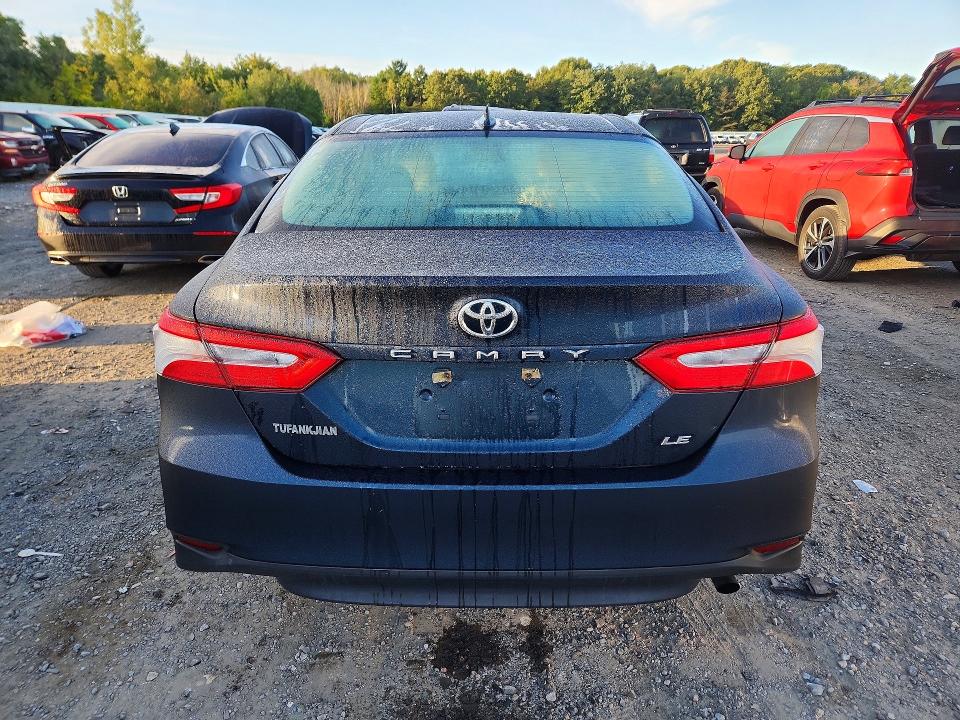 Продажа на аукционе авто 2019 Toyota Camry, vin: 4T1B11HK0KU694276, номер лота: 69904676