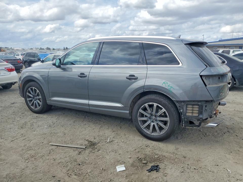67319986 :رقم المزاد ، WA1LHAF76HD036824 vin ، 2017 Audi Q7 مزاد بيع
