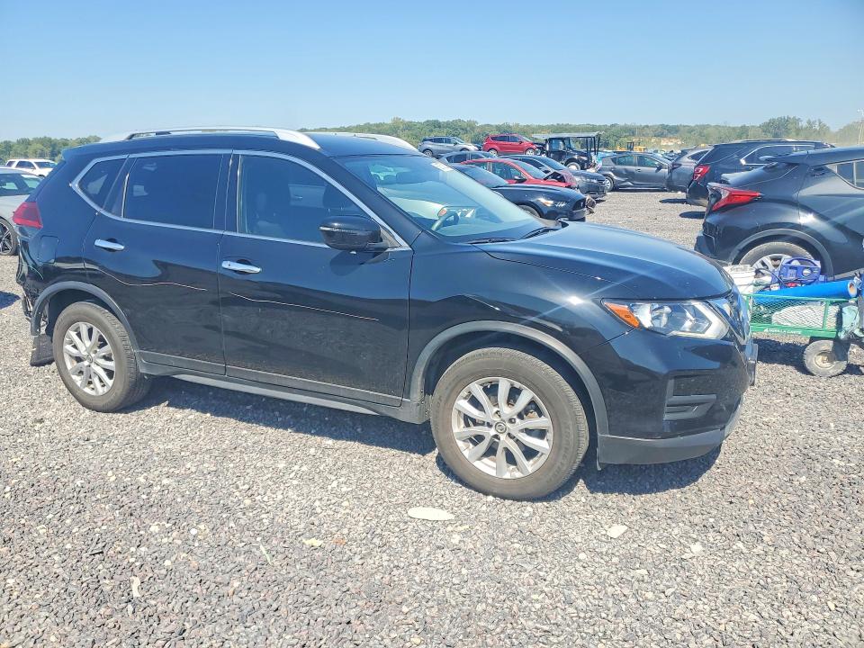 2018 Nissan Rogue მანქანა იყიდება აუქციონზე, vin: JN8AT2MV3JW305721, აუქციონის ნომერი: 68757826
