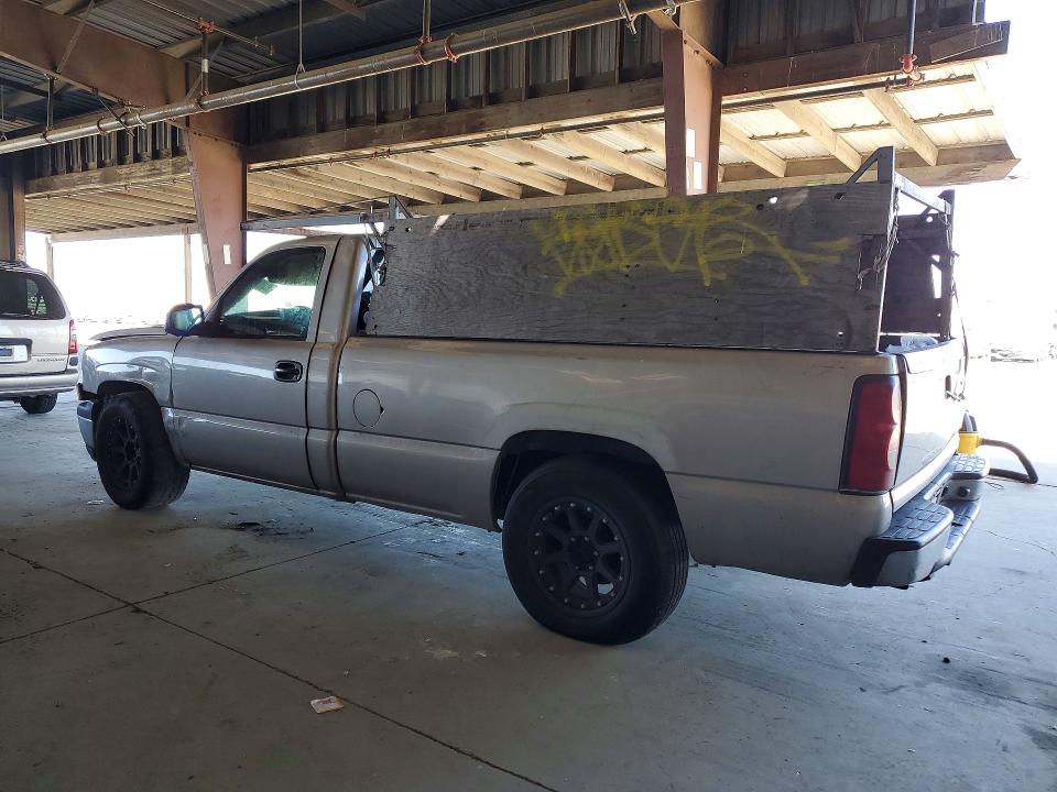 70112486 :رقم المزاد ، 1GCEC14V44Z263067 vin ، 2004 Chevrolet Silverado مزاد بيع