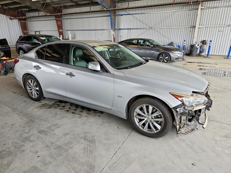 69333876 :رقم المزاد ، JN1CV7APXJM240267 vin ، 2018 Infiniti Q50 مزاد بيع