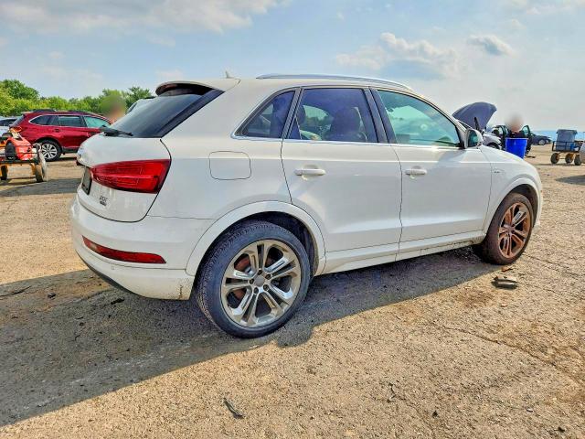 2018 Audi Q3 მანქანა იყიდება აუქციონზე, vin: WA1JCCFS3JR030767, აუქციონის ნომერი: 67396186