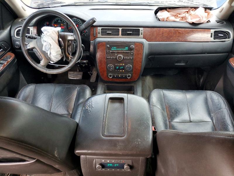 69761396 :رقم المزاد ، 1GNSKJE78CR100403 vin ، 2012 Chevrolet Suburban مزاد بيع