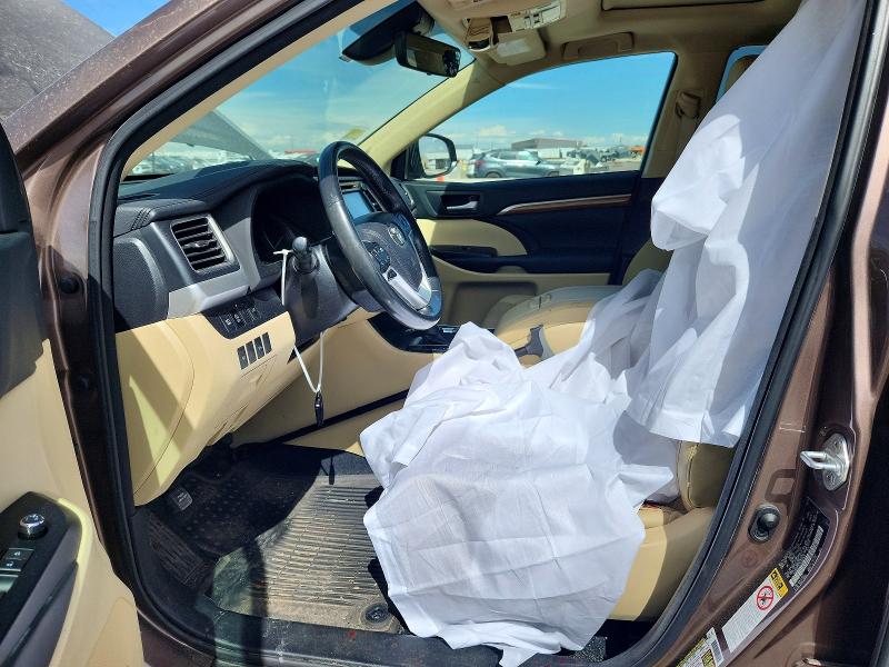 Продажа на аукционе авто 2017 Toyota Highlander, vin: 5TDDZRFH7HS403409, номер лота: 69001076