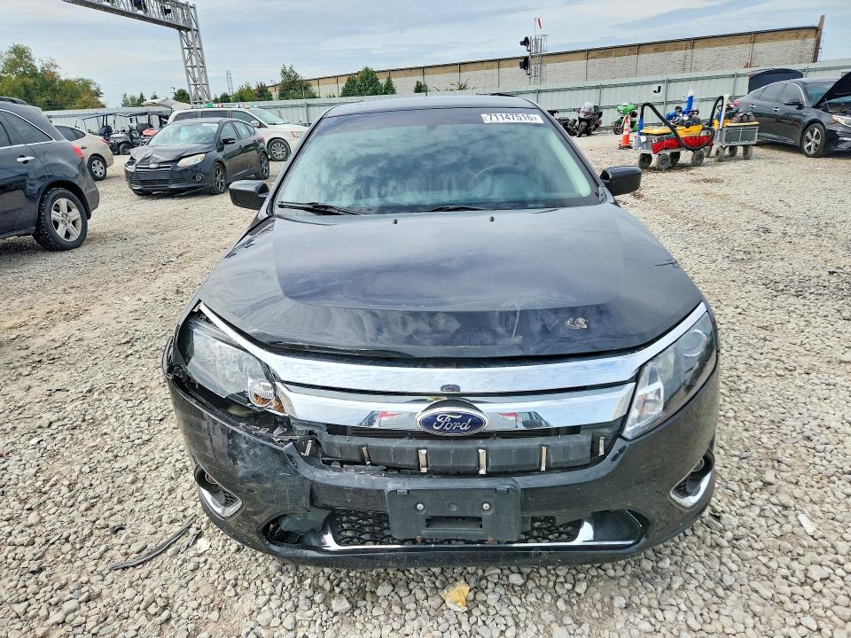 71147516 :رقم المزاد ، 3FAHP0KC0AR180786 vin ، 2010 Ford Fusion مزاد بيع