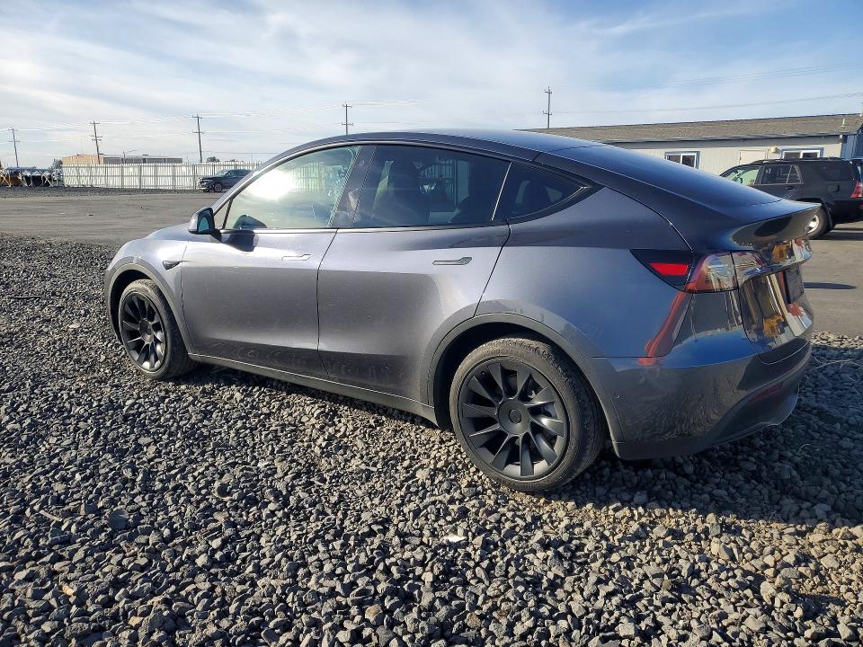 Auction sale of the 2022 Tesla Model Y, vin: 7SAYGDEE0NA006075, lot number: 69457896