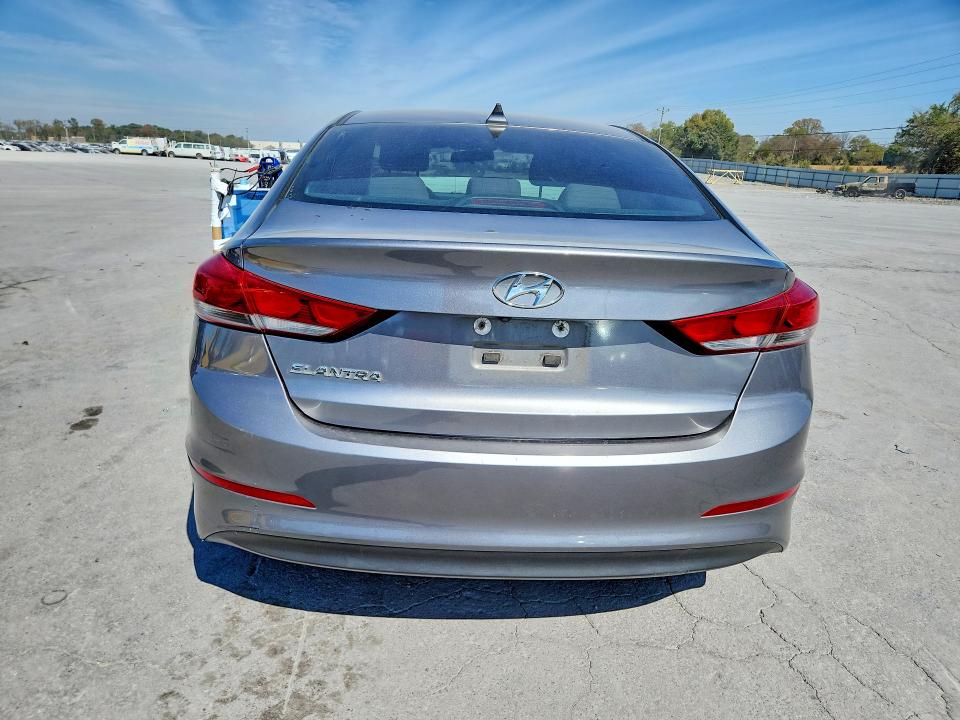 Продажа на аукционе авто 2018 Hyundai Elantra, vin: 5NPD84LF4JH246099, номер лота: 71226536