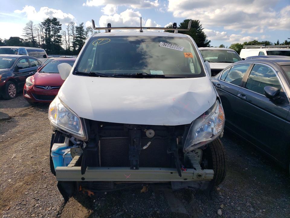 67664666 :رقم المزاد ، 3N6CM0KNXLK696452 vin ، 2020 Nissan Nv200 مزاد بيع