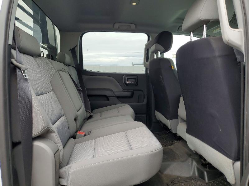 70299626 :رقم المزاد ، 1GC4KYCG8JF258090 vin ، 2018 Chevrolet Silverado مزاد بيع