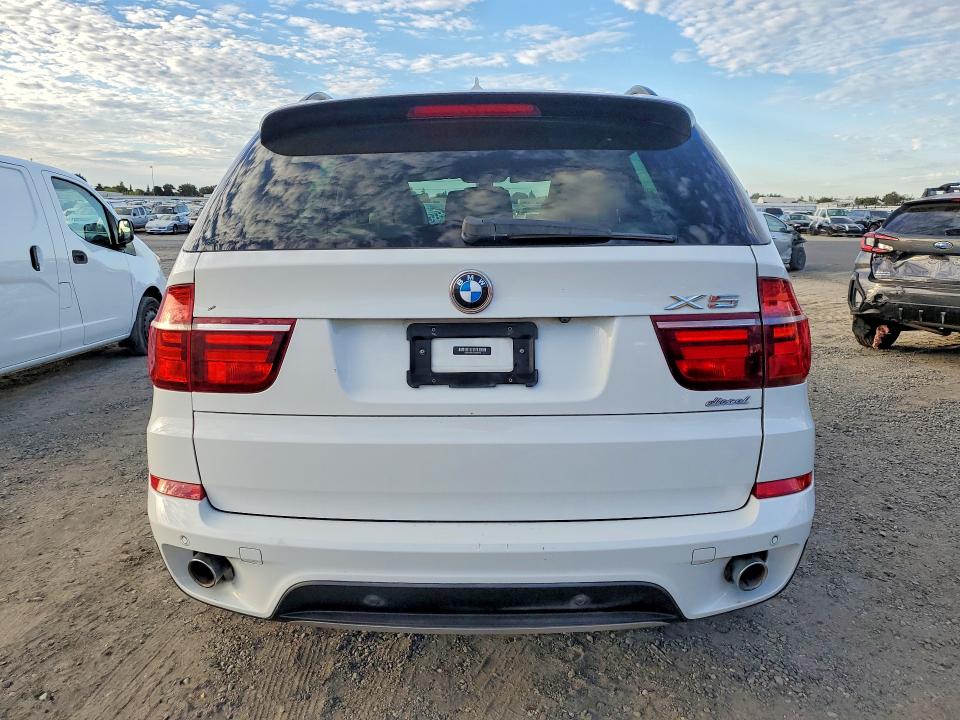 Продажа на аукционе авто 2013 Bmw X5, vin: 5UXZW0C50D0B93559, номер лота: 68672026