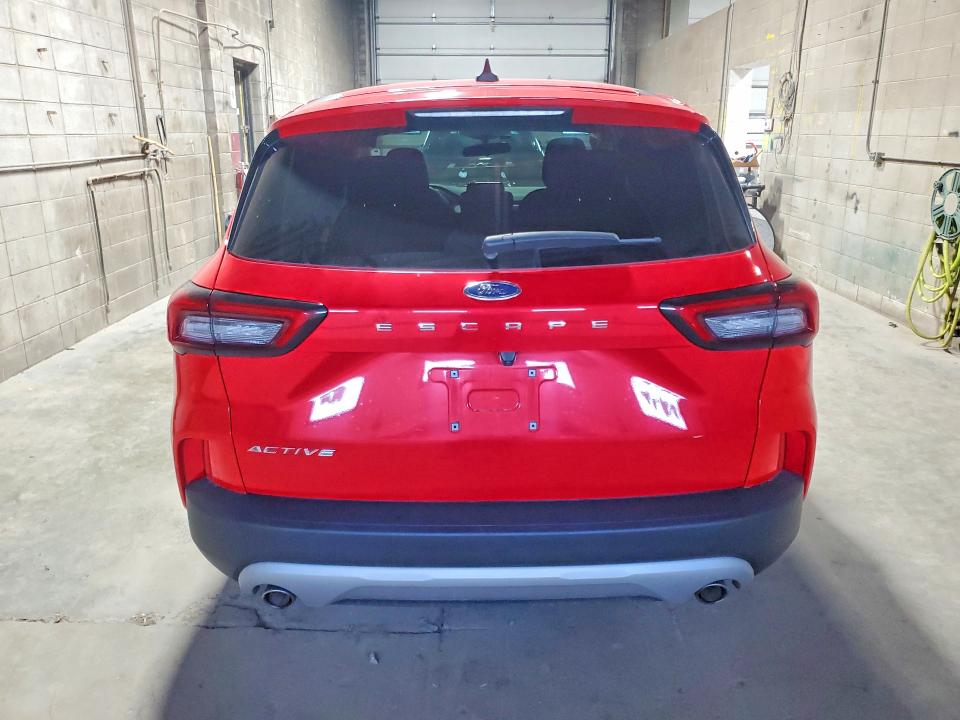 2024 Ford Escape მანქანა იყიდება აუქციონზე, vin: 1FMCU0GN2RUB15865, აუქციონის ნომერი: 68371886