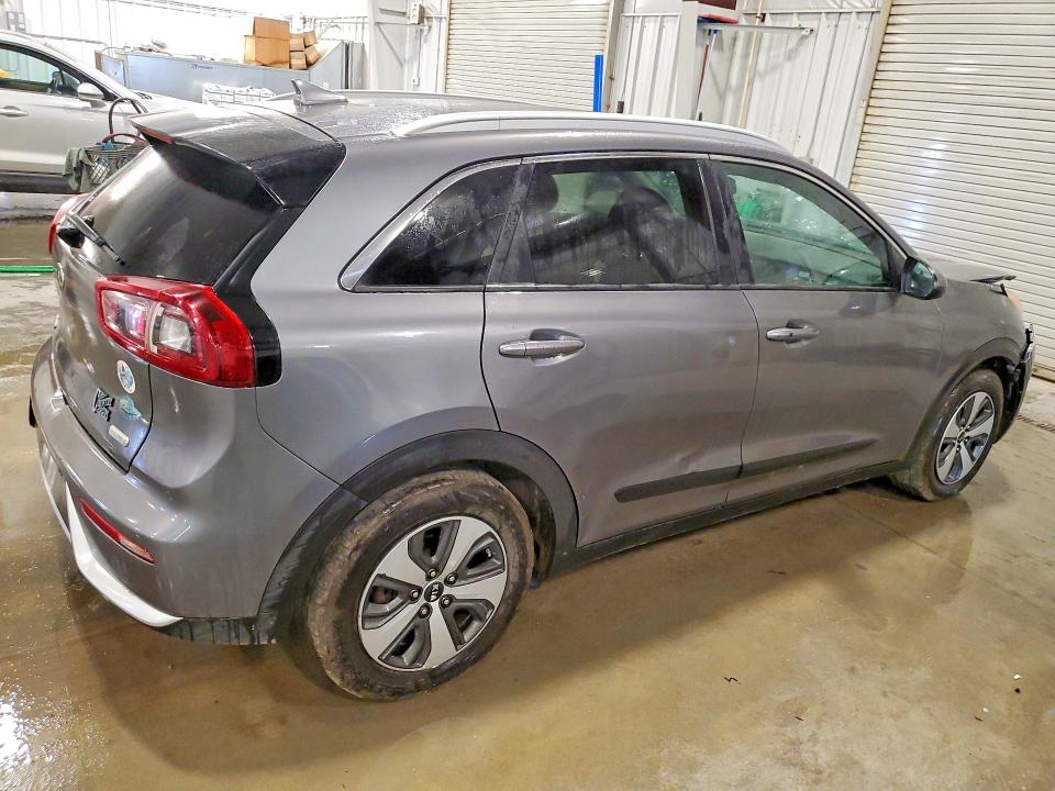 Продажа на аукционе авто 2017 Kia Niro, vin: KNDCB3LC5H5088864, номер лота: 68999286