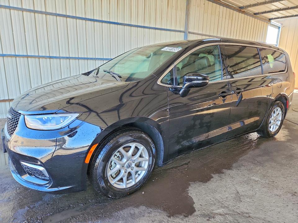 Auction sale of the 2025 Chrysler Pacifica, vin: 2C4RC1BG3SR503142, lot number: 69891856