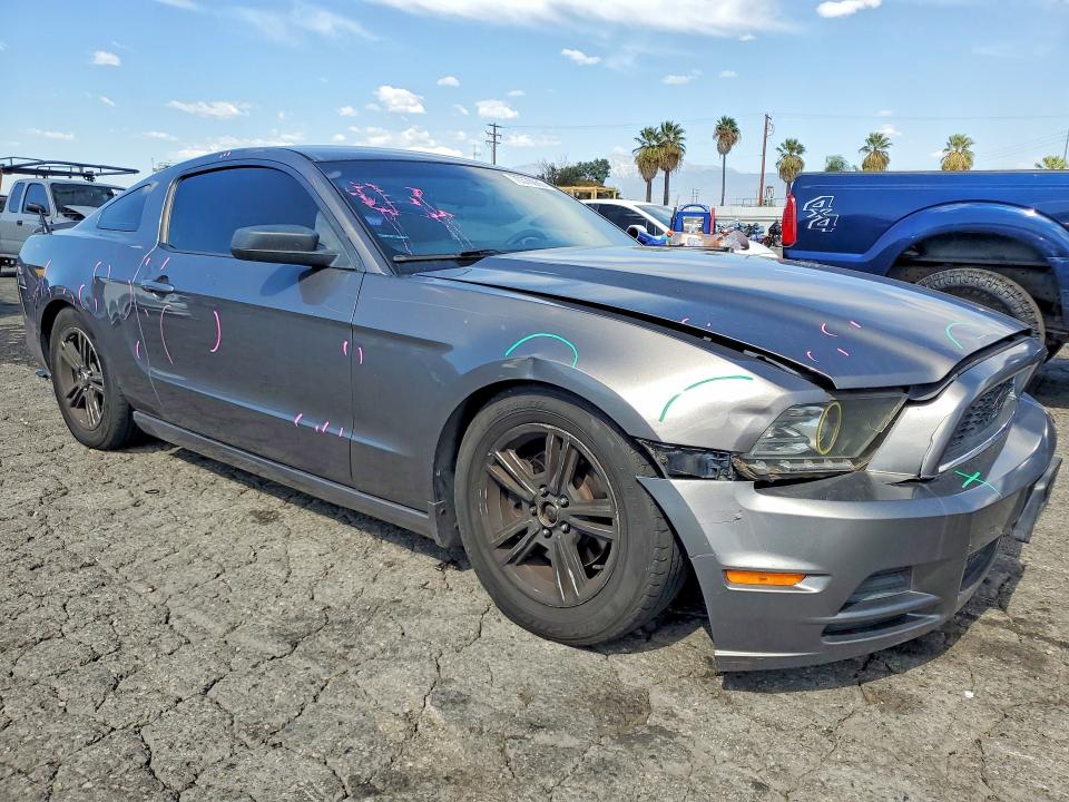 Продажа на аукционе авто 2013 Ford Mustang, vin: 1ZVBP8AM0D5282456, номер лота: 70370066