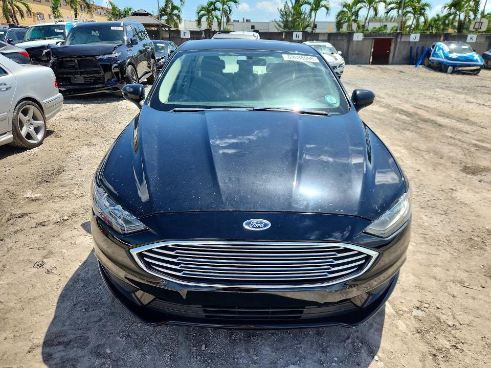 Продаж на аукціоні авто 2018 Ford Fusion, vin: 3FA6P0LU4JR219412, номер лоту: 69086996