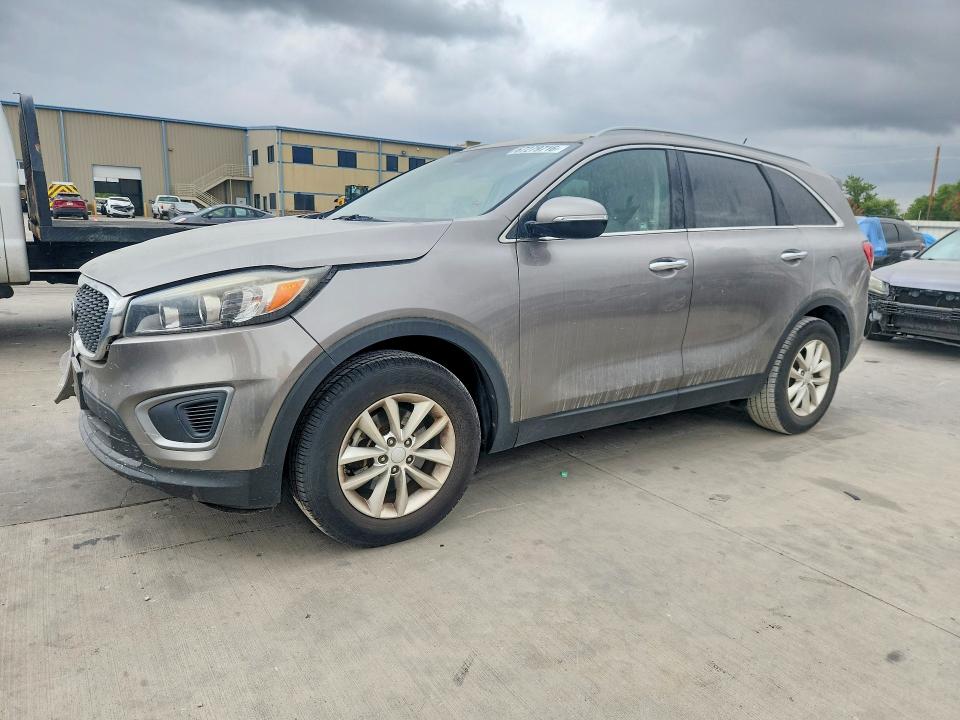 67279716 :رقم المزاد ، 5XYPG4A35HG297654 vin ، 2017 Kia Sorento مزاد بيع