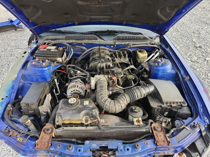 2005 Ford Mustang მანქანა იყიდება აუქციონზე, vin: 1ZVFT84NX55249709, აუქციონის ნომერი: 70652096