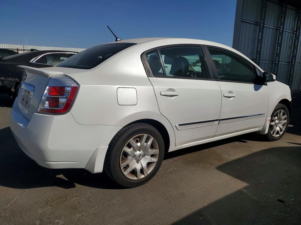 68415516 :رقم المزاد ، 3N1AB6APXBL664960 vin ، 2011 Nissan Sentra مزاد بيع