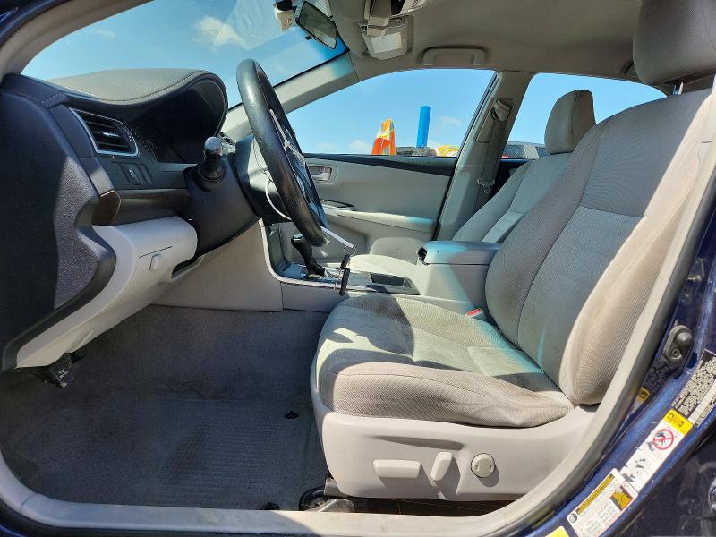 69034456 :رقم المزاد ، 4T4BF1FK8FR514011 vin ، 2015 Toyota Camry مزاد بيع