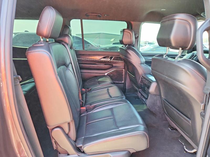 70615106 :رقم المزاد ، 1C4SJUAT4NS213213 vin ، 2022 Jeep Wagoneer مزاد بيع