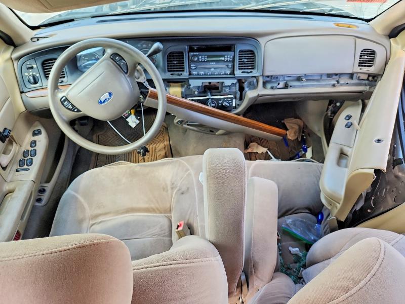 Продаж на аукціоні авто 2001 Ford Crown Victoria, vin: 2FAFP74W71X175870, номер лоту: 67207796