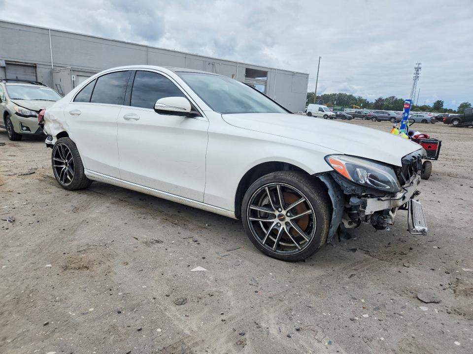 Продажа на аукционе авто 2015 Mercedes-benz C, vin: 55SWF4KBXFU064439, номер лота: 71184156