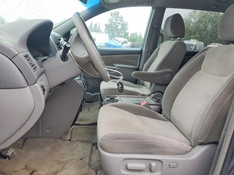 Продажа на аукционе авто 2010 Toyota Sienna, vin: 5TDKK4CC9AS305950, номер лота: 67341466