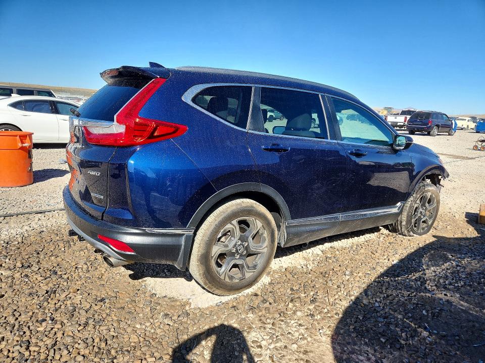 68801096 :رقم المزاد ، 7FARW2H90JE051932 vin ، 2018 Honda Cr-v مزاد بيع