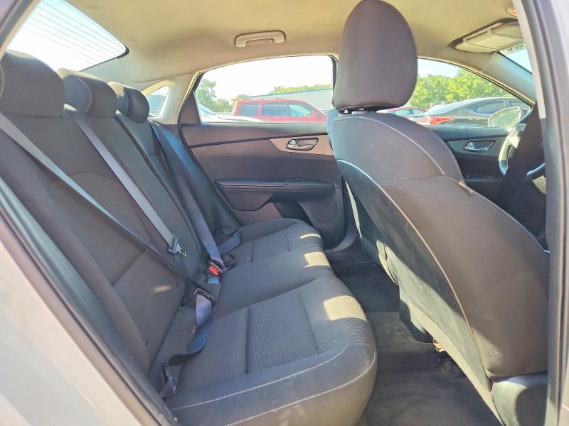 66751596 :رقم المزاد ، 3KPF24AD3ME272763 vin ، 2021 Kia Forte مزاد بيع