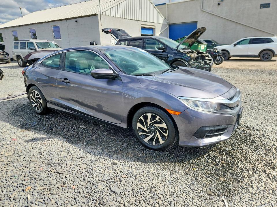 Продаж на аукціоні авто 2018 Honda Civic, vin: 2HGFC4B09JH308515, номер лоту: 69943796