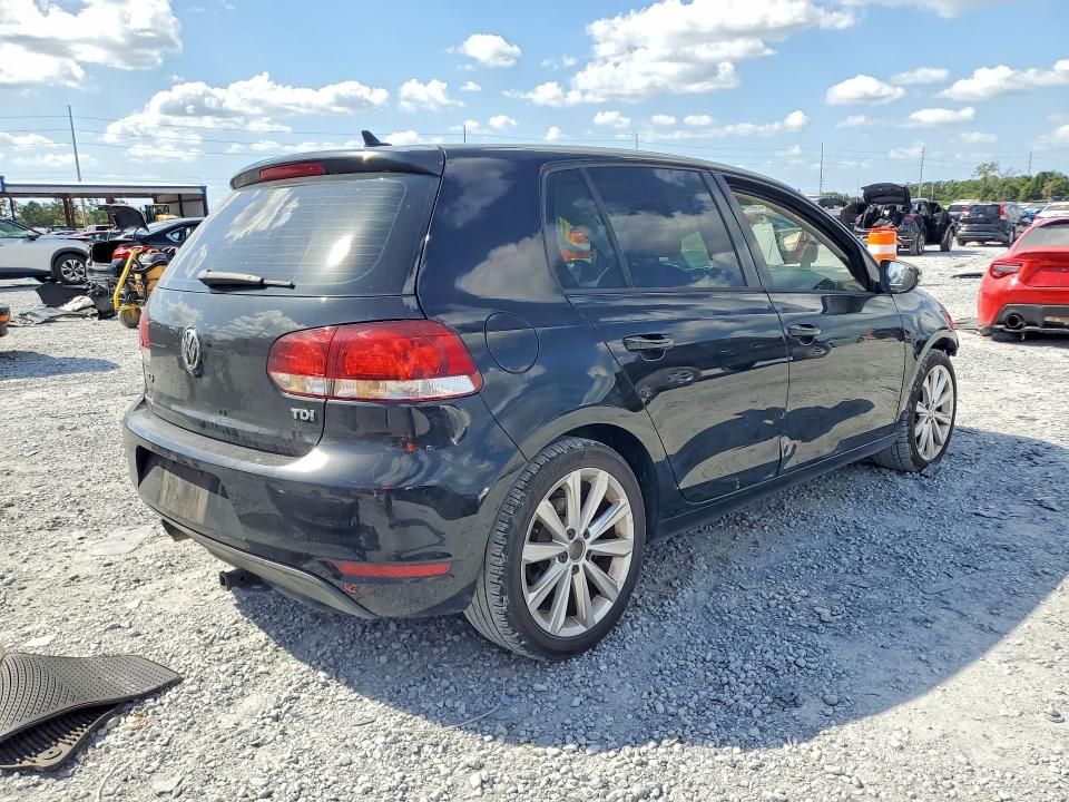 2014 Volkswagen Golf მანქანა იყიდება აუქციონზე, vin: WVWDM7AJ3EW002304, აუქციონის ნომერი: 69201116