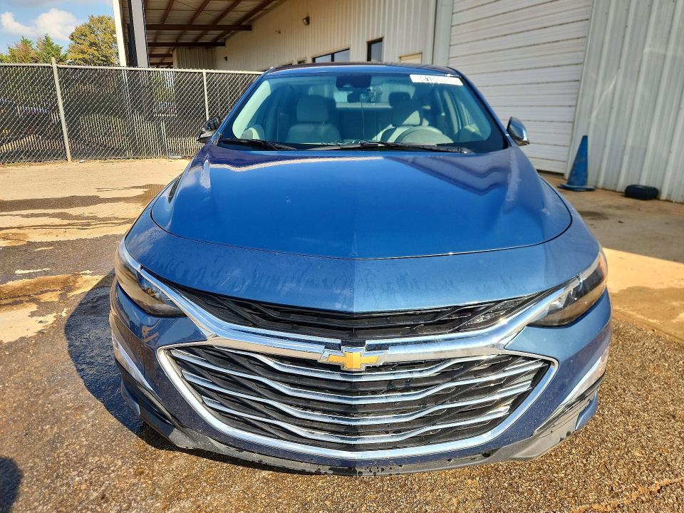 68150096 :رقم المزاد ، 1G1ZB5ST0SF108097 vin ، 2025 Chevrolet Malibu مزاد بيع
