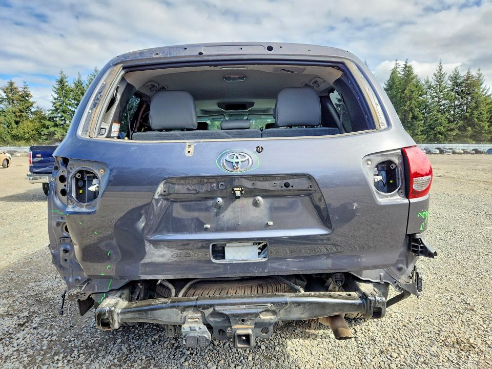 Продажа на аукционе авто 2018 Toyota Sequoia, vin: 5TDDY5G19JS160432, номер лота: 69346136