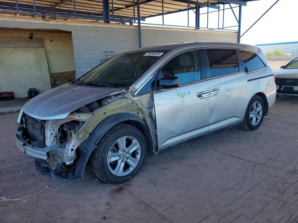 70638186 :رقم المزاد ، 5FNRL5H6XDB041540 vin ، 2013 Honda Odyssey مزاد بيع