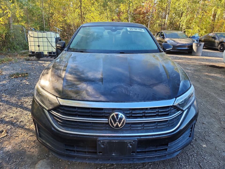 69192106 :رقم المزاد ، 3VWGM7BU7RM071800 vin ، 2024 Volkswagen Jetta مزاد بيع