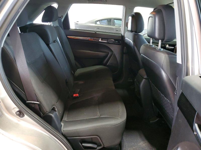 2014 Kia Sorento მანქანა იყიდება აუქციონზე, vin: 5XYKTCA61EG530919, აუქციონის ნომერი: 67671046