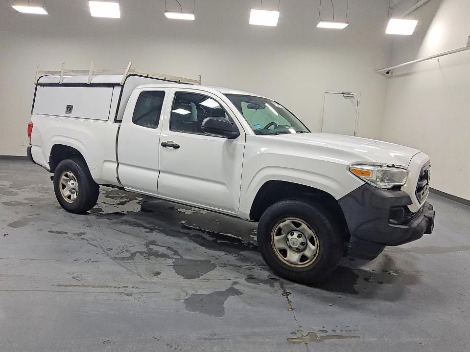 Продажа на аукционе авто 2017 Toyota Tacoma, vin: 5TFRX5GN6HX081493, номер лота: 68625806
